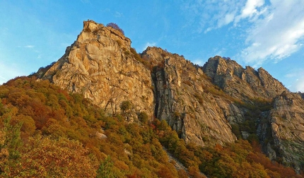 Rocca Sbarua, come preservare l'arrampicata e la storia nelle falesie