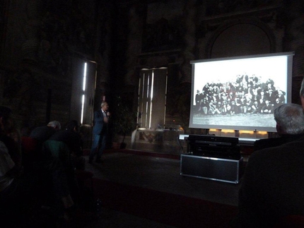 Convegno CAAI: 150 anni di valori e visioni nella storia dell’Alpinismo - Pietro Crivellaro con le foto originali della fondazione Sella