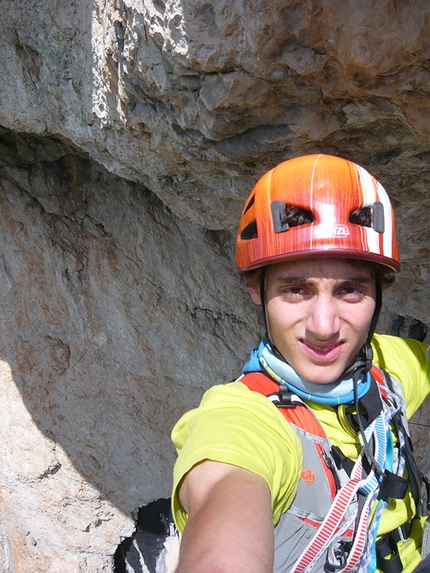 Alex Walpoth - Alex Walpoth in solitaria su Vint ani do, Meisules de la Bièsces, Sella, Dolomiti, 08/2013