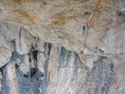 Alex Walpoth - Alex Walpoth in solitaria su Vint ani do, Meisules de la Bièsces, Sella, Dolomiti, 08/2013