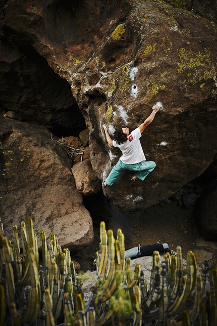 Jörg Guntram - Austrian boulderer Jörg Guntram bouldering at Tenerife