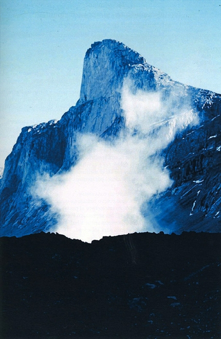 Terra di Baffin, 1972 - Grande frana sul Monte Thor