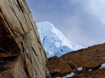 Cerro Rincón, Patagonia - Cerro Rincón, prima salita di Ruleta Trentino, Tomas Franchini e Francesco Salvaterra 2013