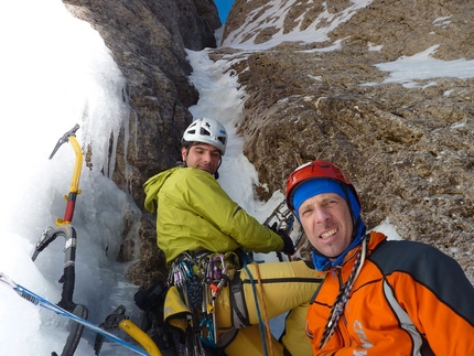 Sella, Dolomiti - Goulotte Raggio di sole + Cascata dello Spallone: L4 Cascata dello Spallone.