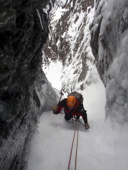 Ben Nevis, Scotland - Radek Kudibal climbing the chimney of Point Five Gully