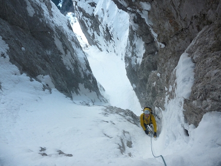 Merà Dimel, Presolana - Merà Dimel (650m, AI 4 M6, Yuri Parimbelli, Tito Arosio, Ennio Spiranelli 13/01/2014), Anticima delle Quattro Matte, Presolana.