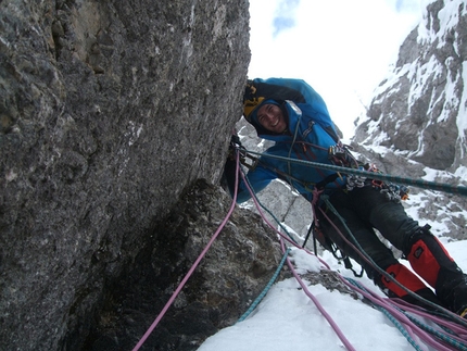 Merà Dimel, Presolana - Merà Dimel (650m, AI 4 M6, Yuri Parimbelli, Tito Arosio, Ennio Spiranelli 13/01/2014), Anticima delle Quattro Matte, Presolana.