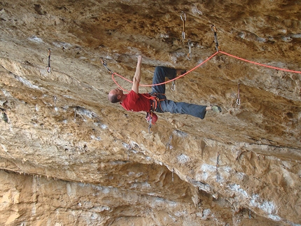 Fabrizio Peri - Fabrizio Peri repeating Grandi Gesti 9a, Grotta dell’Aeronauta, Sperlonga, Italy