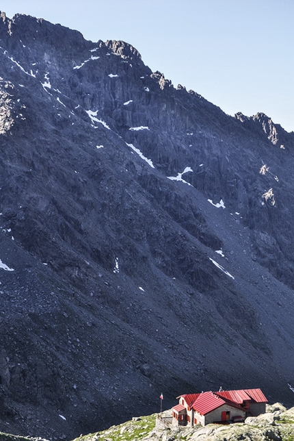 Spedizione Annibale - Spedizione Annibale: Rifugio Ponti sulla strada per la Bocchetta Roma