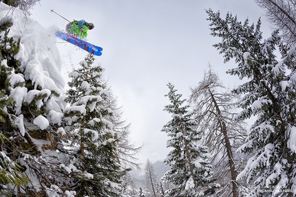 Freeride - Non sono pochi i “black crows” che volano tra gli abeti carichi di neve, e c’è anche e soprattutto Giuliano Bordoni