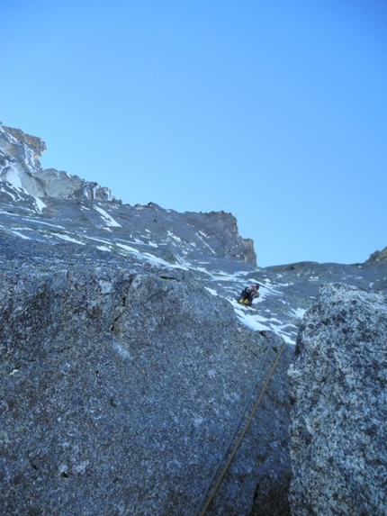 Fancy of Peckers, Col du Peigne, Monte Bianco - Marcello Sanguineti sui tiri intermedi