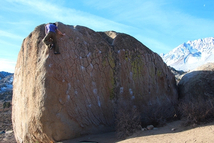 Bishop bouldering, USA - Bouldering at Bishop, USA: Green Wall, Buttermilks