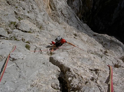 Cima D’Angheraz - Pale San Martino - Cima D’Angheraz, parete NO, via Massarotto – Zonta (Pale San Martino, Dolomiti)