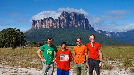 Akopan Tepui, Venezuela - Escalador Selvatico: Rolando Larcher, Maurizio Oviglia and Luca Giupponi together with their guide, Julio Criollo, indios of the tribù Pemon - Taurepa