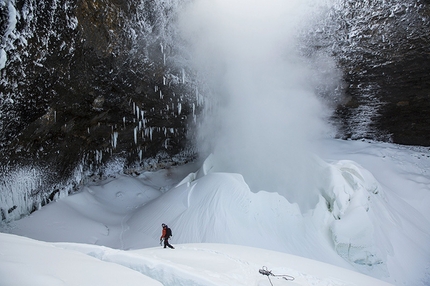 Will Gadd - Will Gadd climbing Overhead Hazard at Helmcken Falls, Canada.