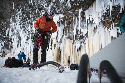 Will Gadd - Will Gadd climbing Overhead Hazard at Helmcken Falls, Canada.