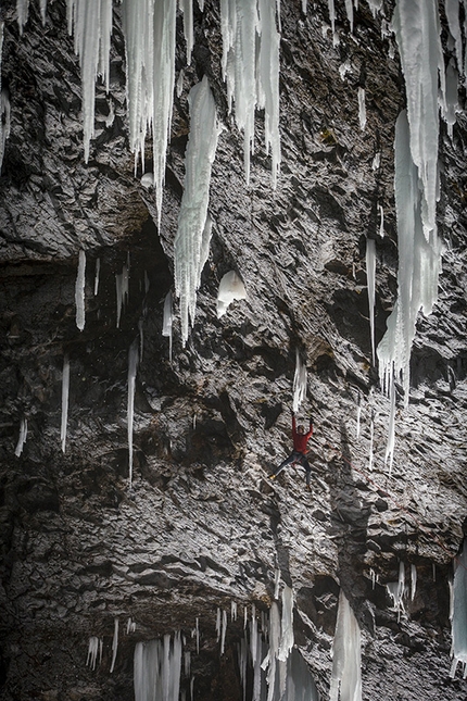 Will Gadd - Will Gadd climbing Overhead Hazard at Helmcken Falls, Canada.