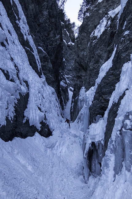 Chaberton 3131m, Alpi Cozie - Canale NE: la forra