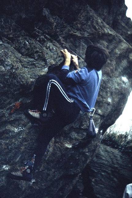 Marco Bernardi, Sardegna - Marco Bernardi sui sassi della Valle Susa, 1982.