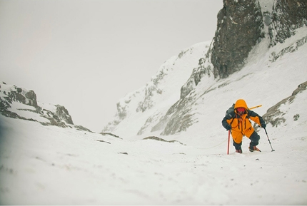 Avalanche on Nanga Parbat: two Polish alpinists injured and ready to be evacuated from BC