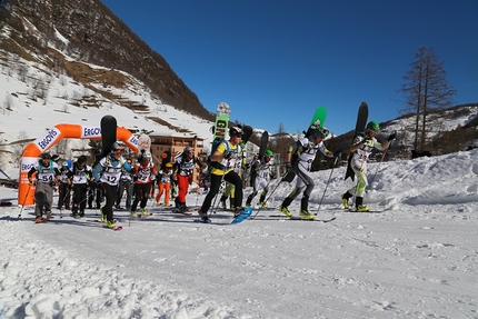 Snowboardalpinismo - Il Campionato Italiano a Prali di Snowboardalpinismo il 09/03/2014.