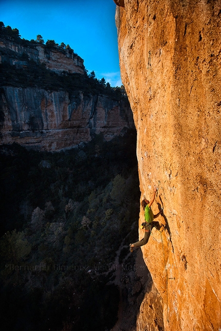 Bernardo Gimenez - In arrampicata a Siurana, Spagna