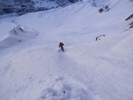 Banana Sprint, Grandes Murailles - Roberto Ferraris and François Cazzanelli during the first ascent of Banana Sprint, SE Face of Grandes Murailles