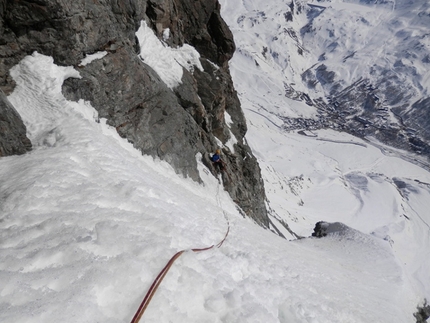 Banana Sprint, Grandes Murailles - Roberto Ferraris and François Cazzanelli during the first ascent of Banana Sprint, SE Face of Grandes Murailles