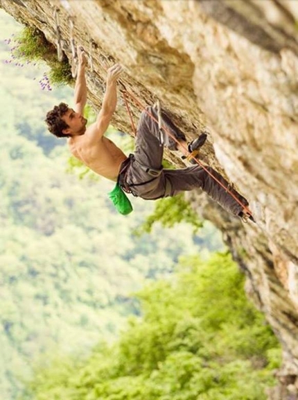 Silvio Reffo - Silvio Reffo su The ring of life 9a/a+ al Covolo