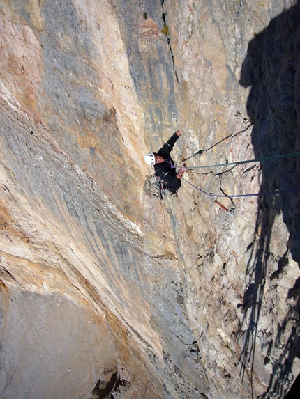 La Perla preziosa - Sass dla Crusc (Val Badia, Dolomites) - Michele Zandegiacomo on pitch 5