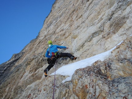 Tre Cime di Lavaredo, Dolomiti - Ueli Steck & Michi Wohlleben: Via Comici alla Cima Grande