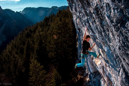 Roland Hemetzberger frees Lichtblick 9a at Achleiten