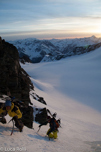 Grivola SE Face, Gran Paradiso massif - On 31/03/2014 Davide Capozzi and Julien Herry (snowboard) Luca Rolli (ski) descended the SE Face of Grivola, Gran Paradiso.