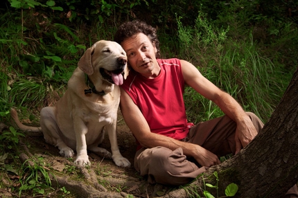 Varazze boulder - Marco Bagnasco and his dog Carlotta