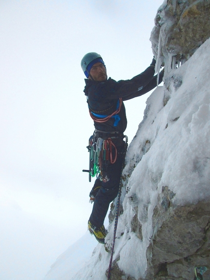 The Boxer, Monte Pandoro - On 28/03/2014 Riccardo Quaranta and Claudio Di Rienzo made the frist ascent of The Boxer, up Monte Pandoro (Monte Miletto, Gruppo Monti del Matese), Molise, Italy