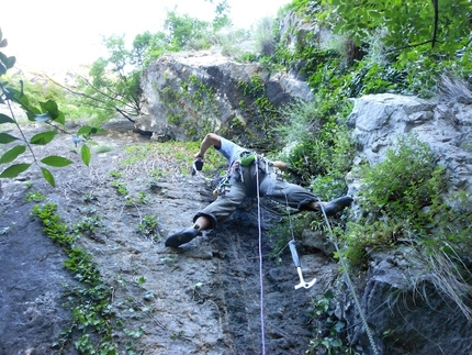 Val d'Adige - Andrea Simonini - Giacomo Duzzi in apertura sul primo tiro di Safari