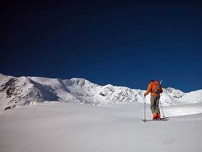 Cevedale: spring ski mountaineering - Ascending between the crevasses, S. Matteo in the background