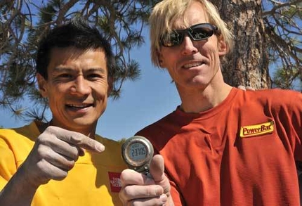 Yuji Hirayama & Hans Florine - Yuji Hirayama & Hans Florine at the top of The Nose, El Capitan, USA.
