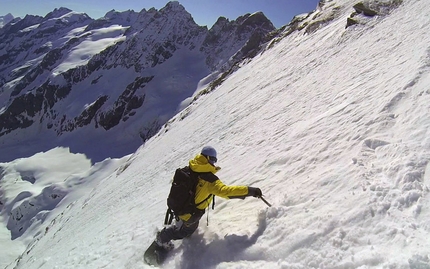 Testa di Valnontey - Davide Capozzi and Julien Herry snowboarding the NE Face of Testa di Valnontey on 19/05/2014