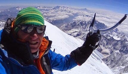 Denis Urubko, Carlos Soria e Marco Camandona in cima al Kangchenjunga