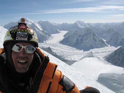 Broad Peak, Simone Moro al Campo 3