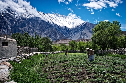 Mountain Wilderness Wakhi Project 2014 - Passu Village