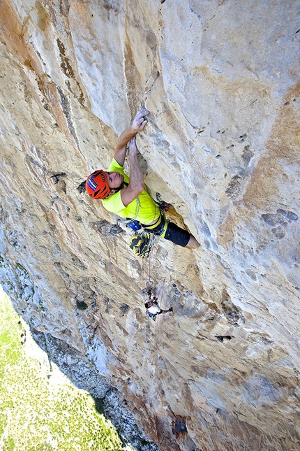 Monte Monaco, San Vito Lo Capo - Tommy Caldwell and Josh Wharton during the first ascent of You Cannoli Die Once (7c/+, 6 pitches), established together with Sonnie Trotter on Monte Monaco, San Vito Lo Capo, Sicily.