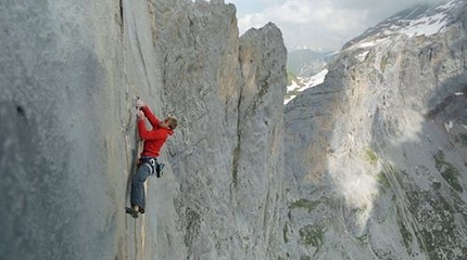 Nalle Hukkataival climbs Rätikon's Silbergeier