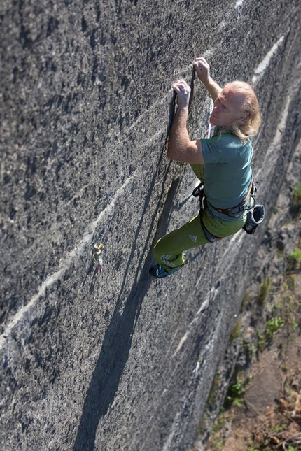 Beat Kammerlander - Beat Kammerlander climbing Drei Siebe, Bürser Platte, Austria.