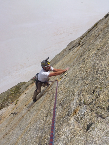 Cicci, Val Ferret, Mont Blanc - During the first ascent of Cicci (7a+, 8 pitches, François Cazzanelli, Marco Bernardi, Marco Farina), Val Ferret, Mont Blanc.