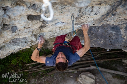 Campo Solagna - Mauro Dell'Antonia climbing L'eterno ritorno