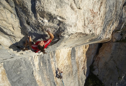 Alexander Huber - Alexander Huber making the first ascent of Sansara 8b+, Grubhorn East Face, Austria