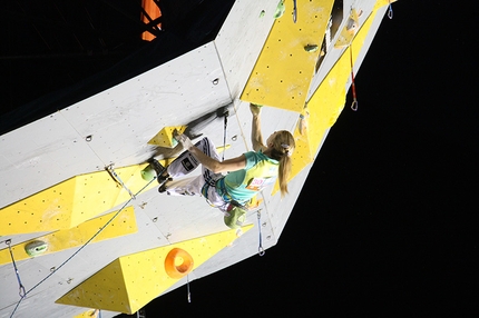 Lead World Cup 2014 - Briançon - Maja Vidmar