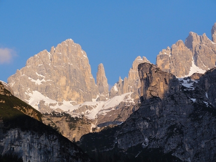 Discover Brenta Dolomites 2014 - DoloMitiche 2.0 - Brenta Base Camp - Dawn on the Brenta Dolomites as seen from Molveno